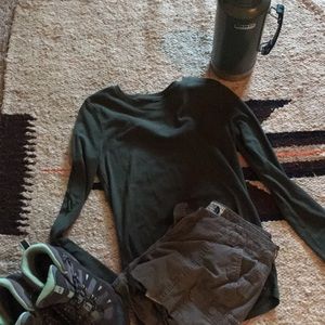 Green long sleeved tee